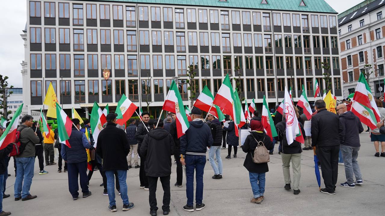 Demonstrasjon utenfor Utenriksdepartementet