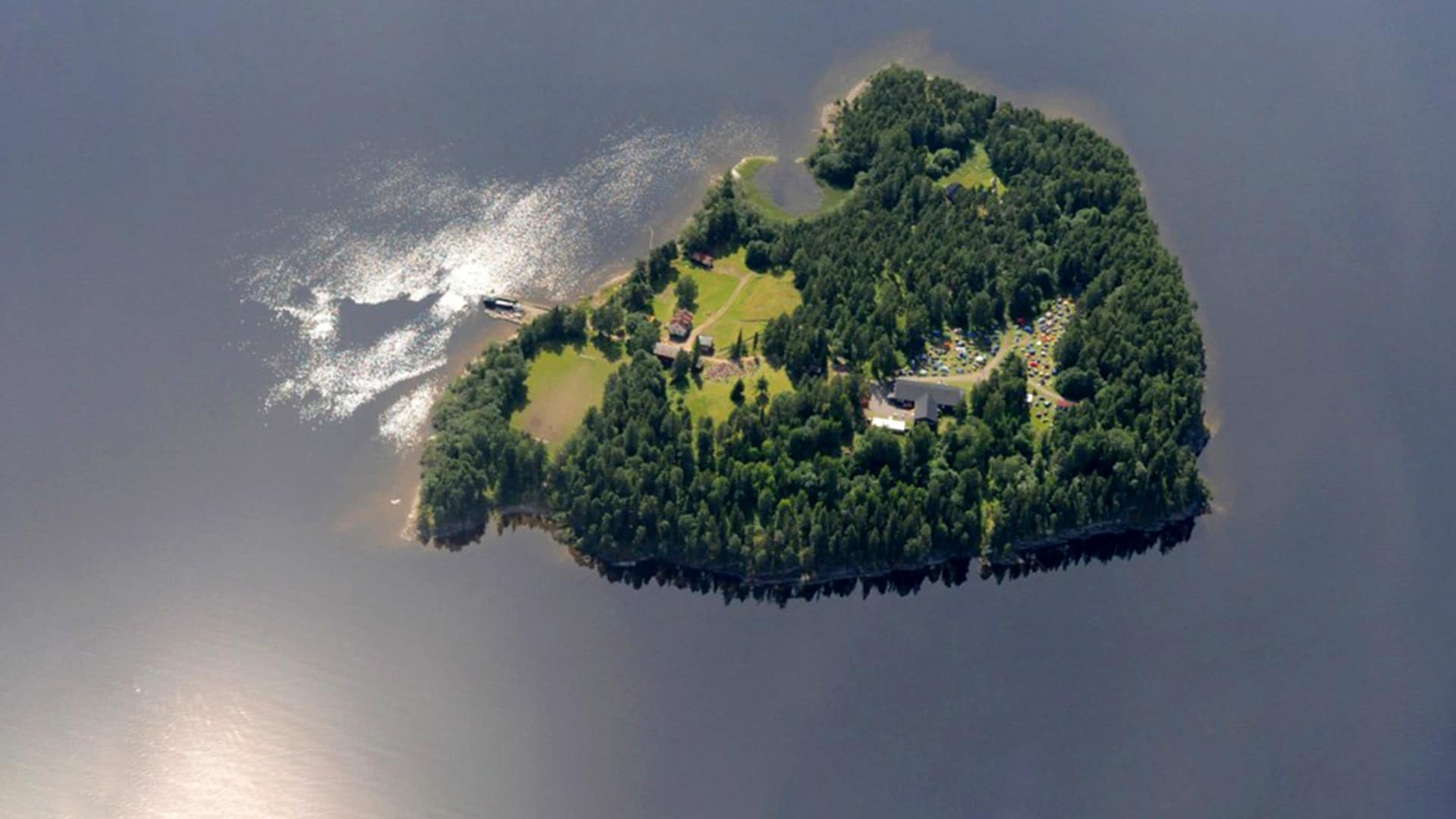 Historien om en øy - NRK TV