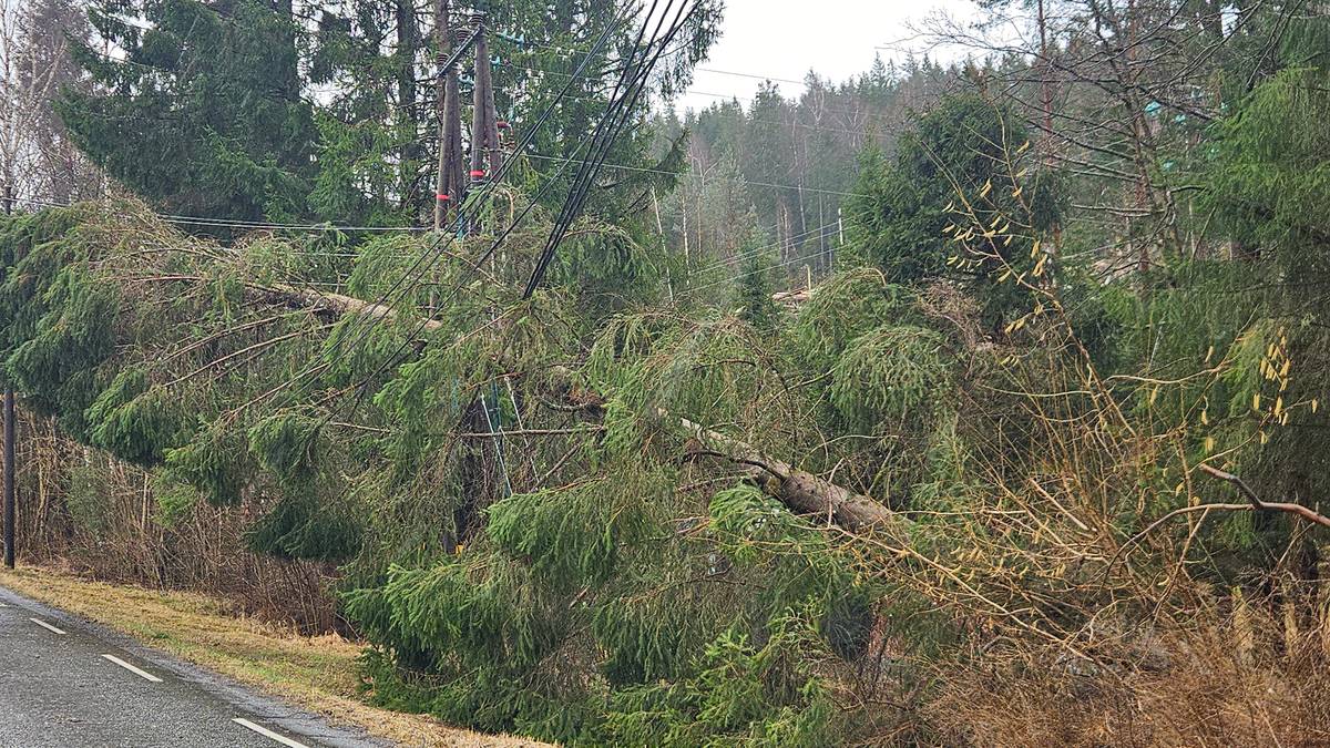 Bruker helikopter for å finne strømfeil