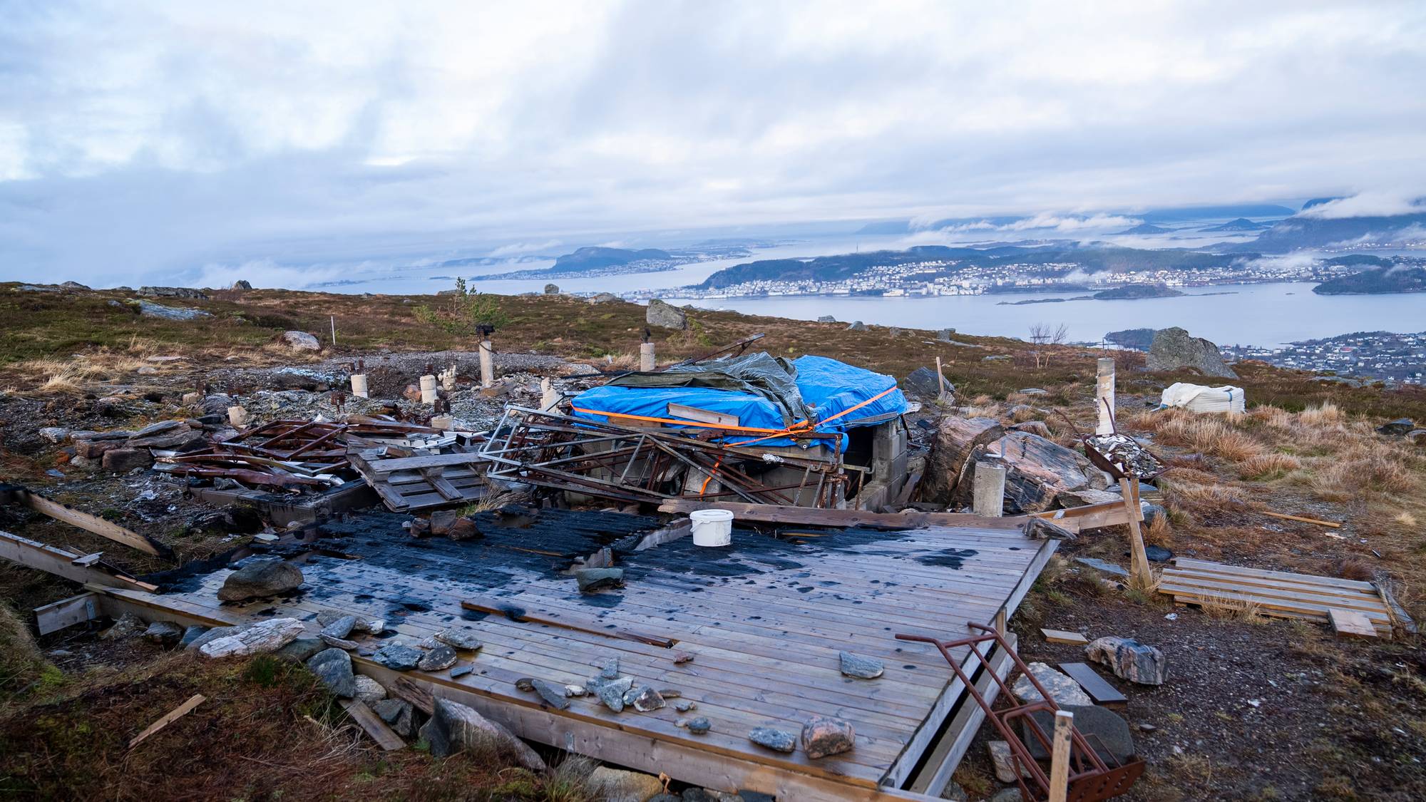 Hytte brann Sulafjellet