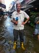 Foto: NRK Anders Magnus i flomrammede Bangkok