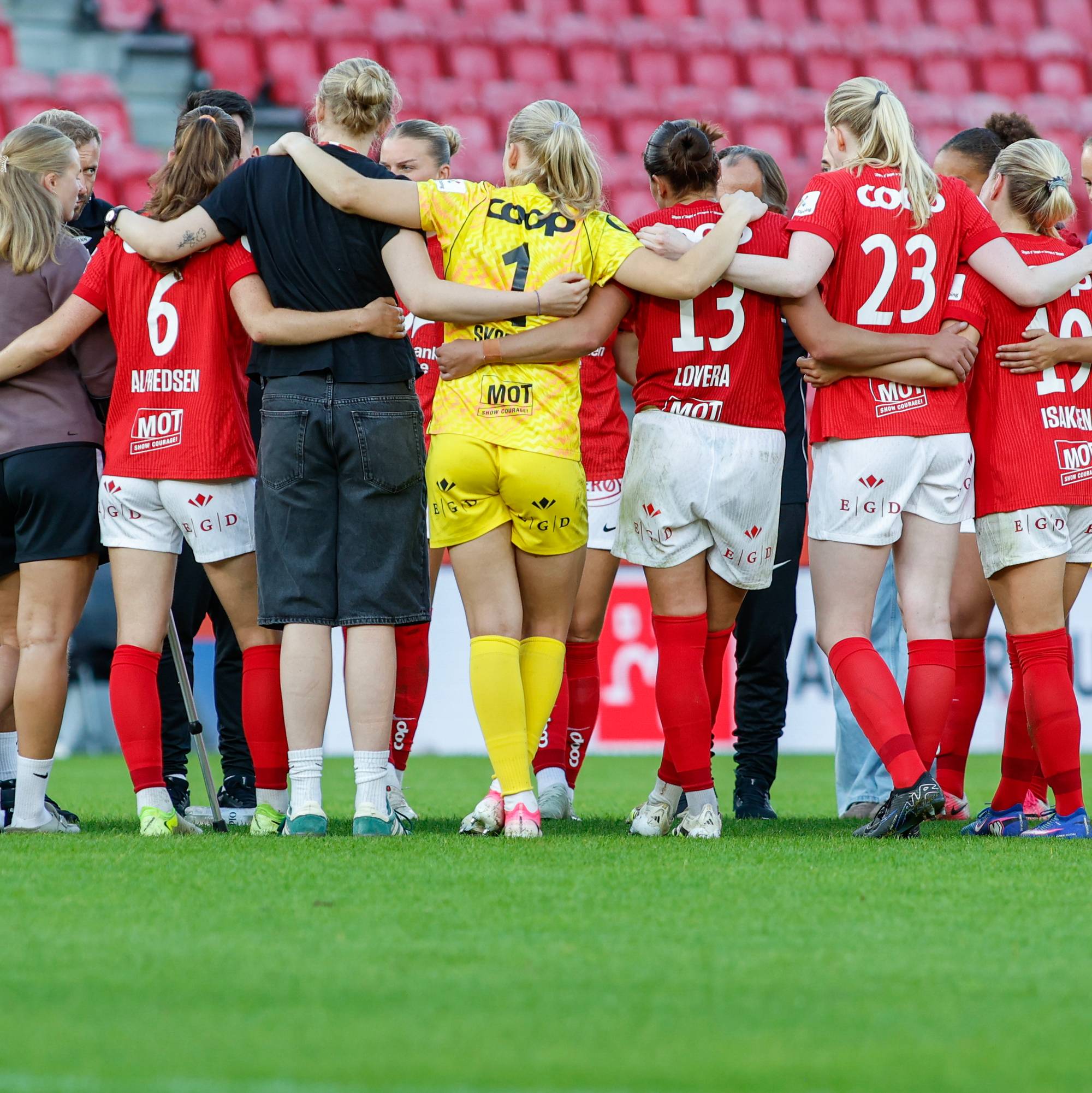 brann kvinner i ring