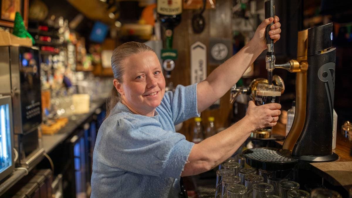 Må stengene kranene halv ett – mister halvparten av VM-kampene