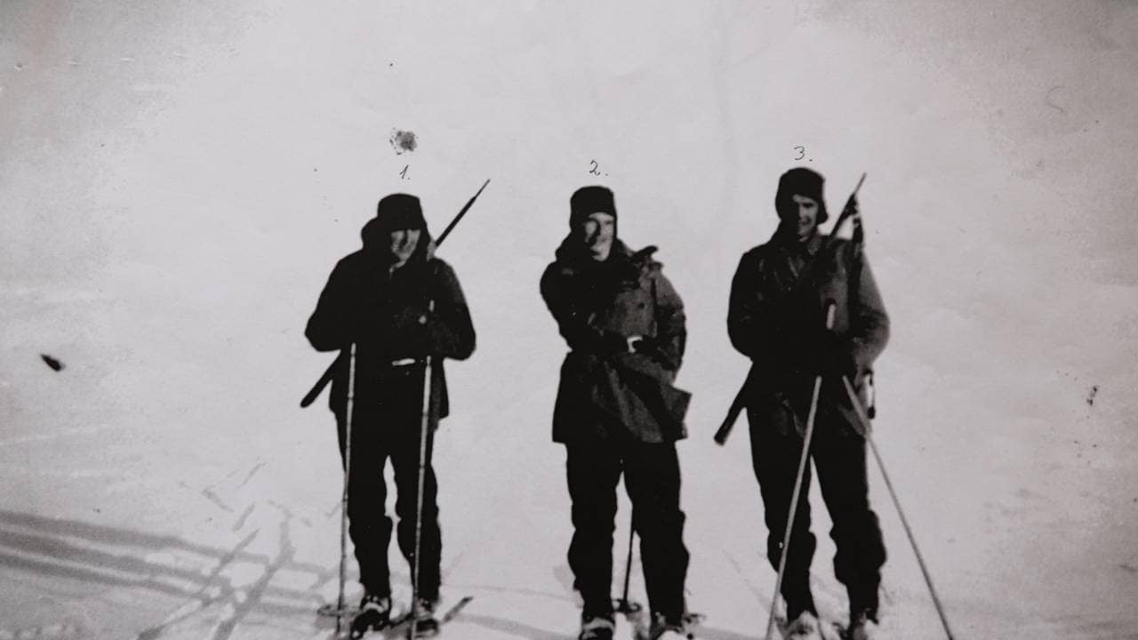 Eystein Røset i midten, Olav Løset fra Rindal til venstre og Agnar Sjøvoll fra Røros til høyre