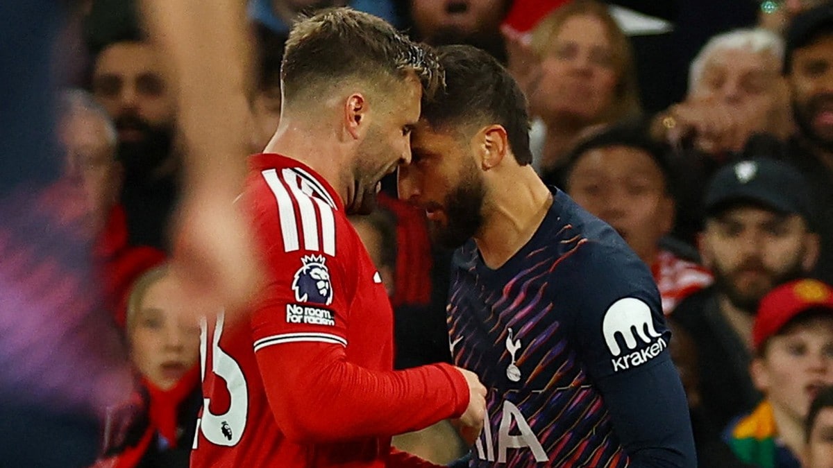 Tottenham reddet poeng med 10 mann mot United etter heseblesende avslutning