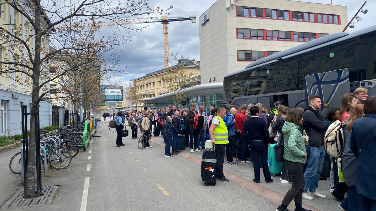 Stengt for togtrafikk etter signalfeil