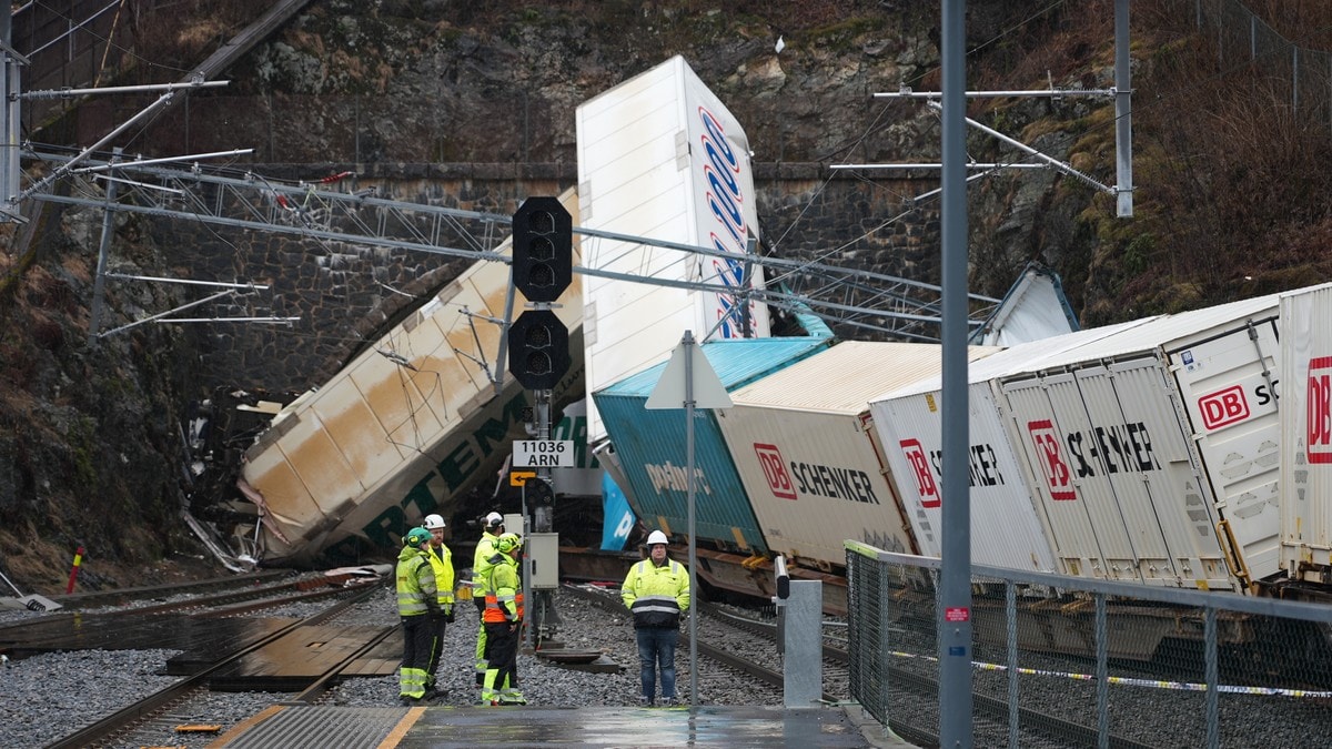 Vurderer kjempekrav etter togulykken i Arna