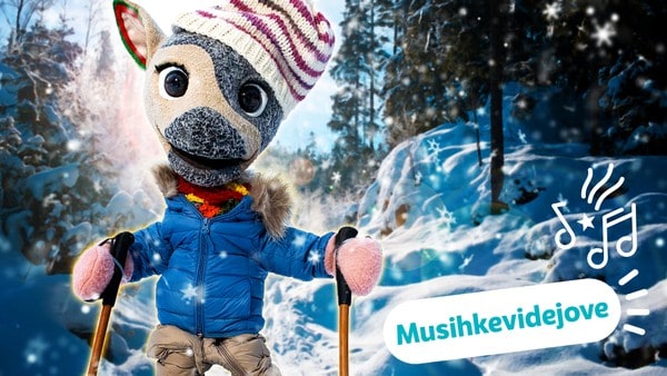 Maaje daelvie vihth, jïh dellie Binnabannasj jïh altese voelph tjuerieh olkese stååkedidh, jïh gaajhkem darjodh mij luste gosse tjåetskeme jïh tjuatsa - Endelig er det vinter, og da bare MÅ Binnabánnaš og vennene ut og leke, og gjøre alt det som er gøy å gjøre når det snør og er litt kaldt ute.
