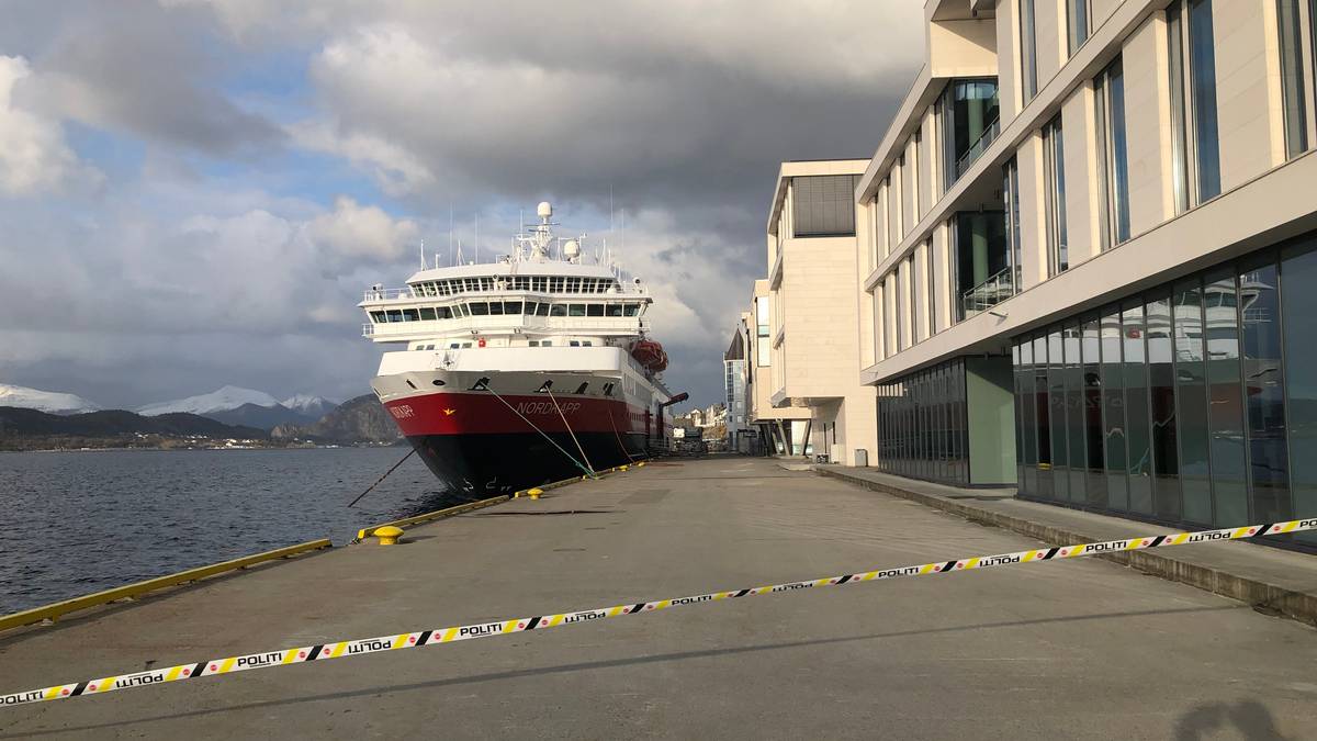 Gas Leak on Hurtigruten Docked in Ålesund Prompts Emergency Response