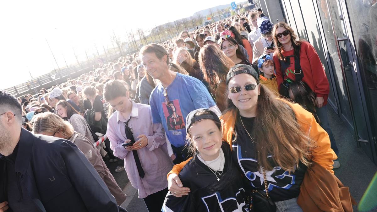 Her står de i kø for Billie Eilish