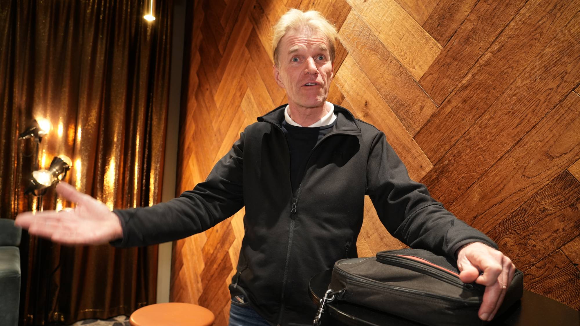 Håvard Moe driver rådgivningsselskapet NIVI Analyse. Han mener kommunepolitikerne ikke våger å snakke nok om at det blir flere eldre i samfunnet.