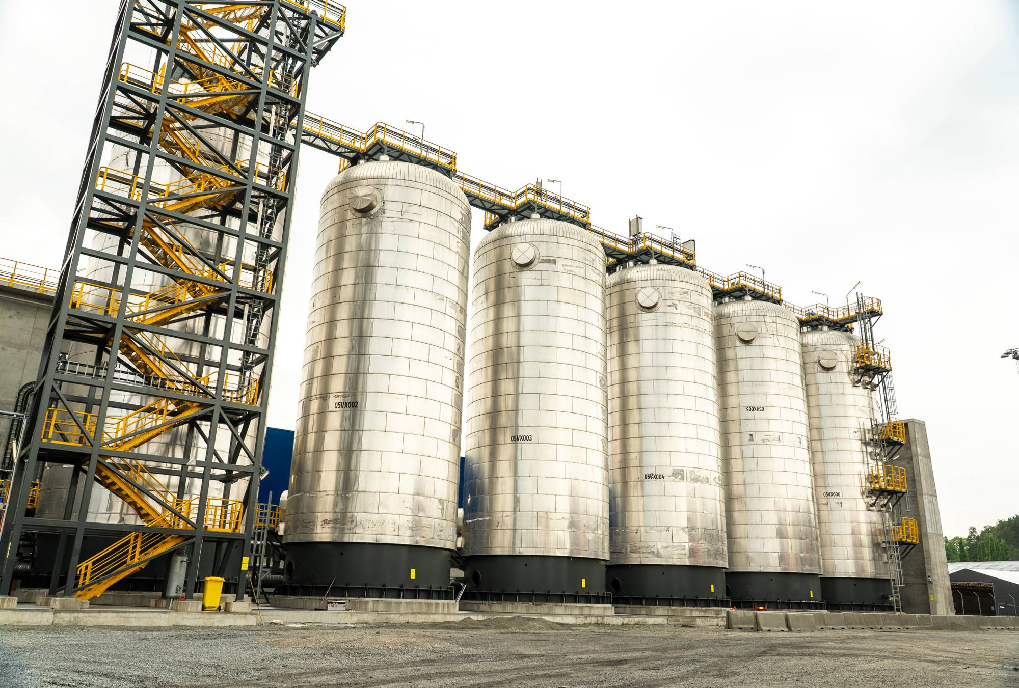 et stort industribygg