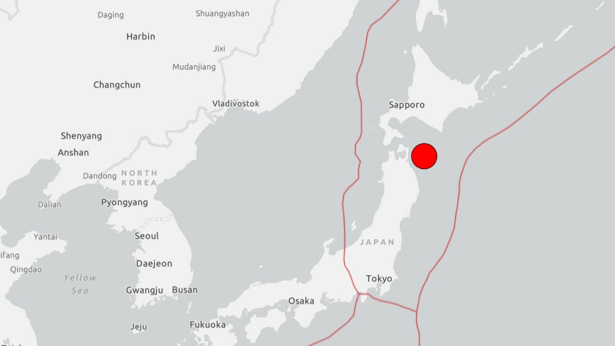 Jordskjelv med styrke på 7,6 utenfor Japan – myndighetene utsteder tsunamivarsel