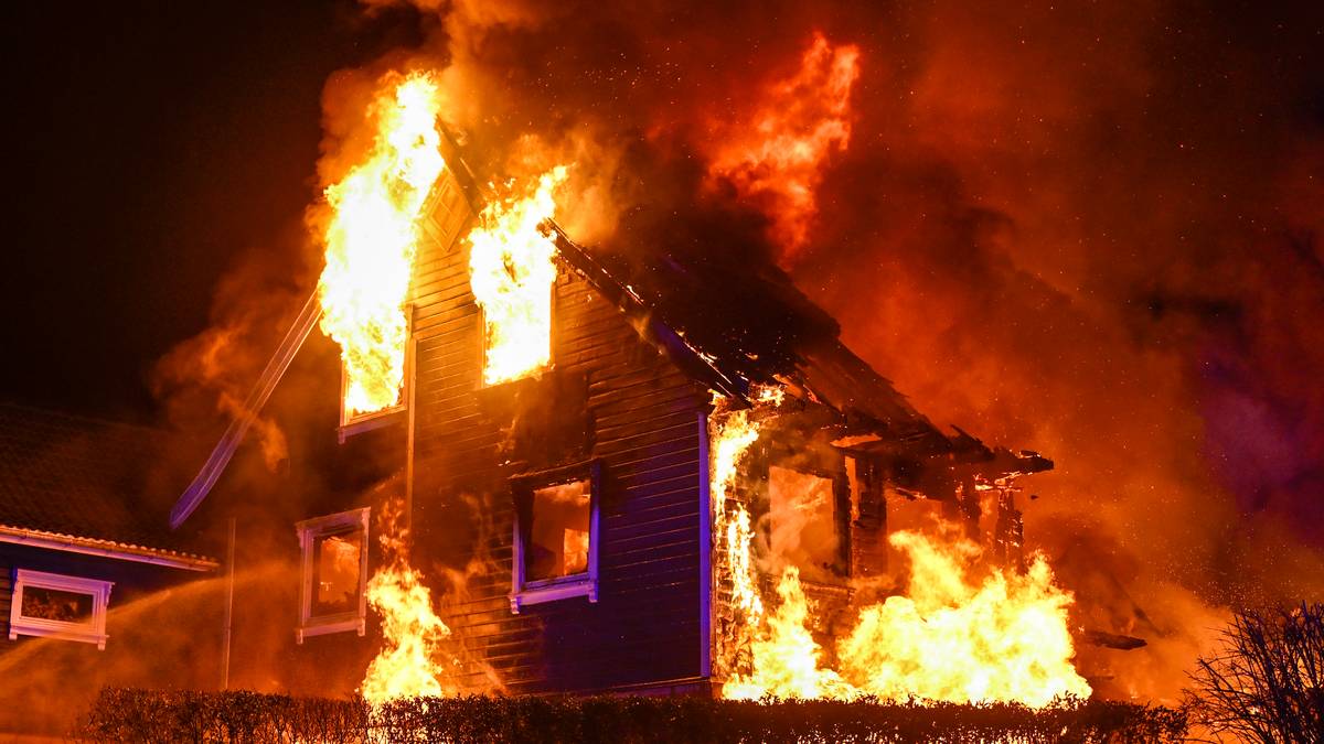 50 personer evakuert etter storbrann i Sandnes