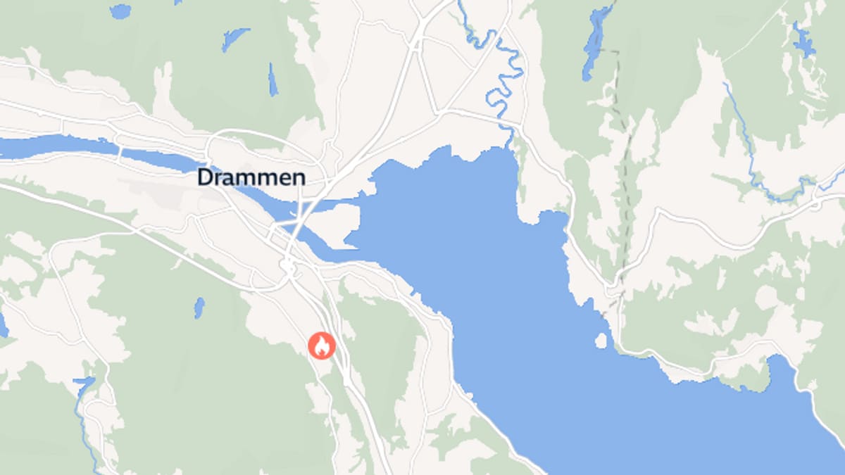 Mann funnet død i røykfylt leilighet