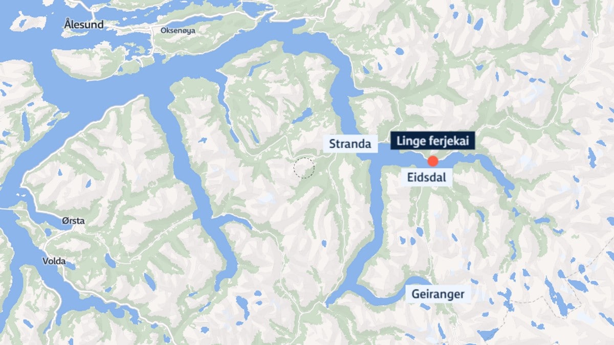 Trafikkulykke mellom motorsykkel og bil