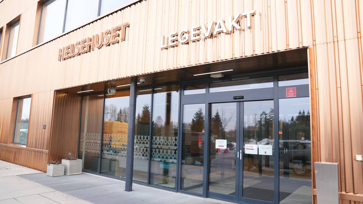 Far tiltalt for grov kroppsskade etter at tre måneder gammel sønn døde