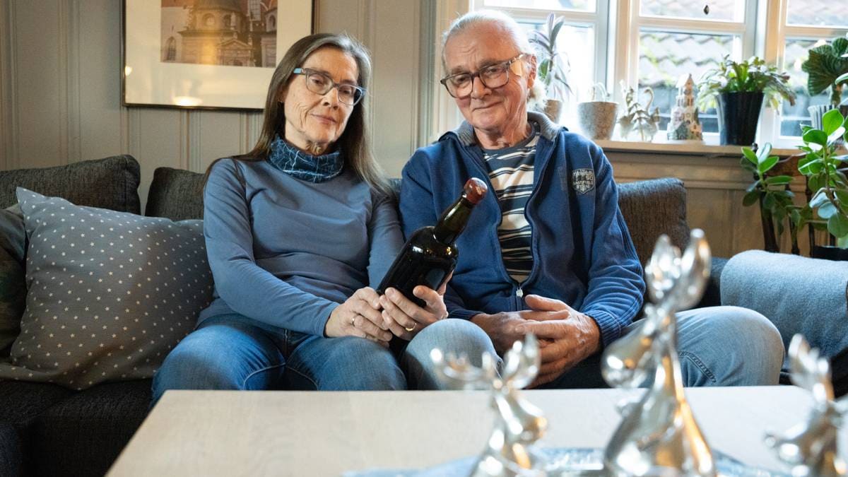 Flaska overlevde krig og brann – men de vil ikke åpne den