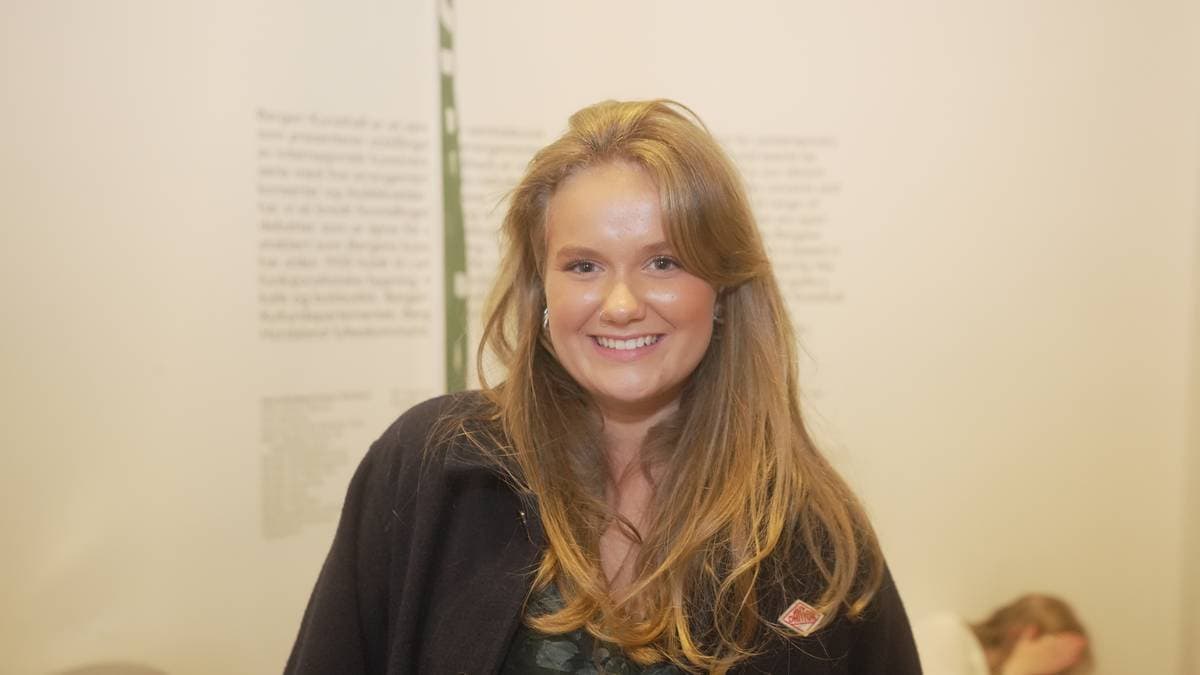 Frøya Skjold Sjursæther (19) frå Miljøpartiet Dei Grøne blir tidenes yngste stortingsrepresentant