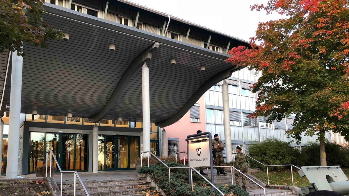 Utenlandske statsborgere anholdt for droneflyging