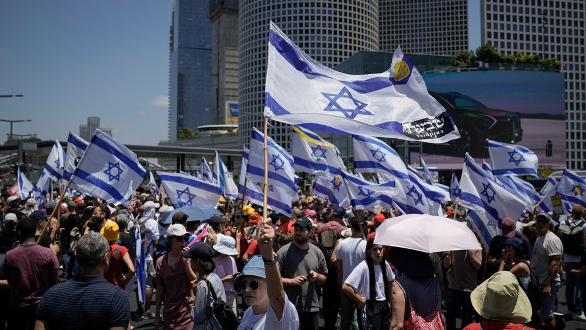 Store demonstrasjoner i Israel