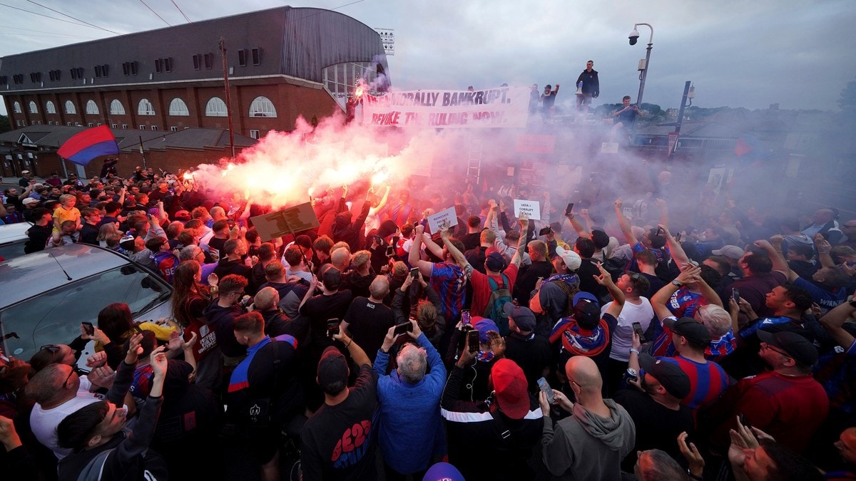 Crystal Palace-supportere raste mot Uefa