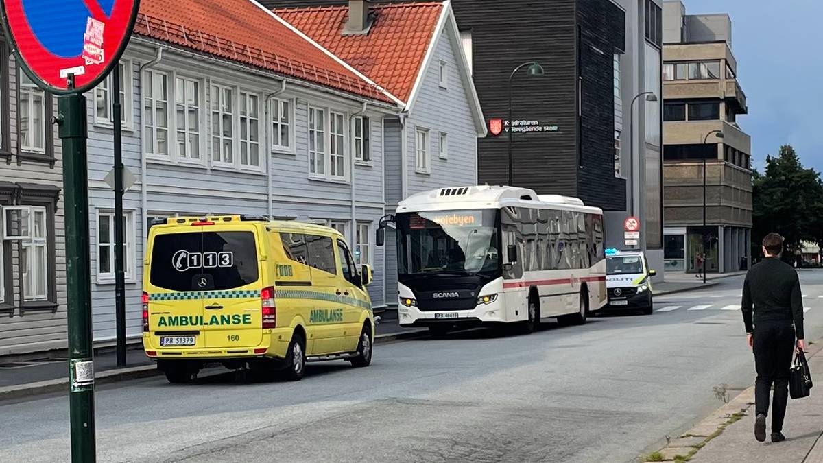 Buss Og Syklist Involvert I Ulykke I Kristiansand Nrk Sørlandet 