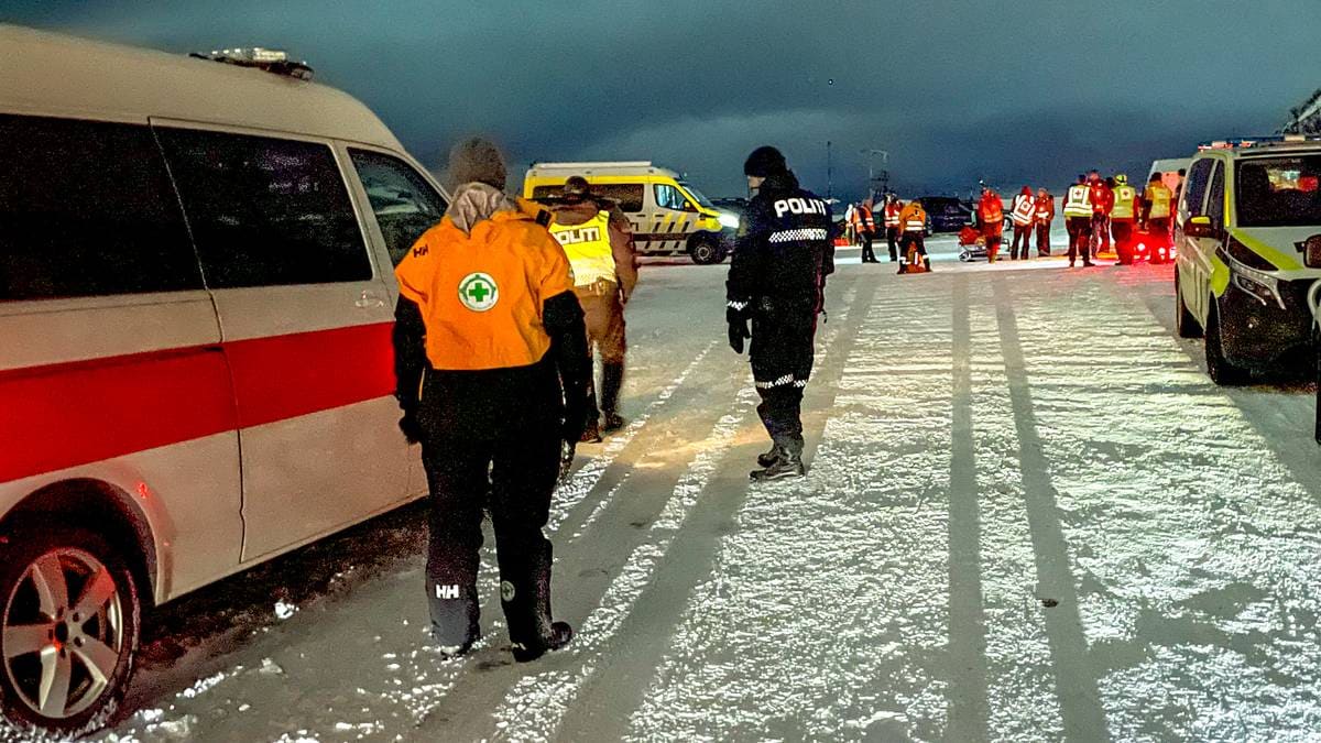 トロムソ郊外で行方不明ハイカーの大規模捜索活動 – NRKトロムスとフィンマルク