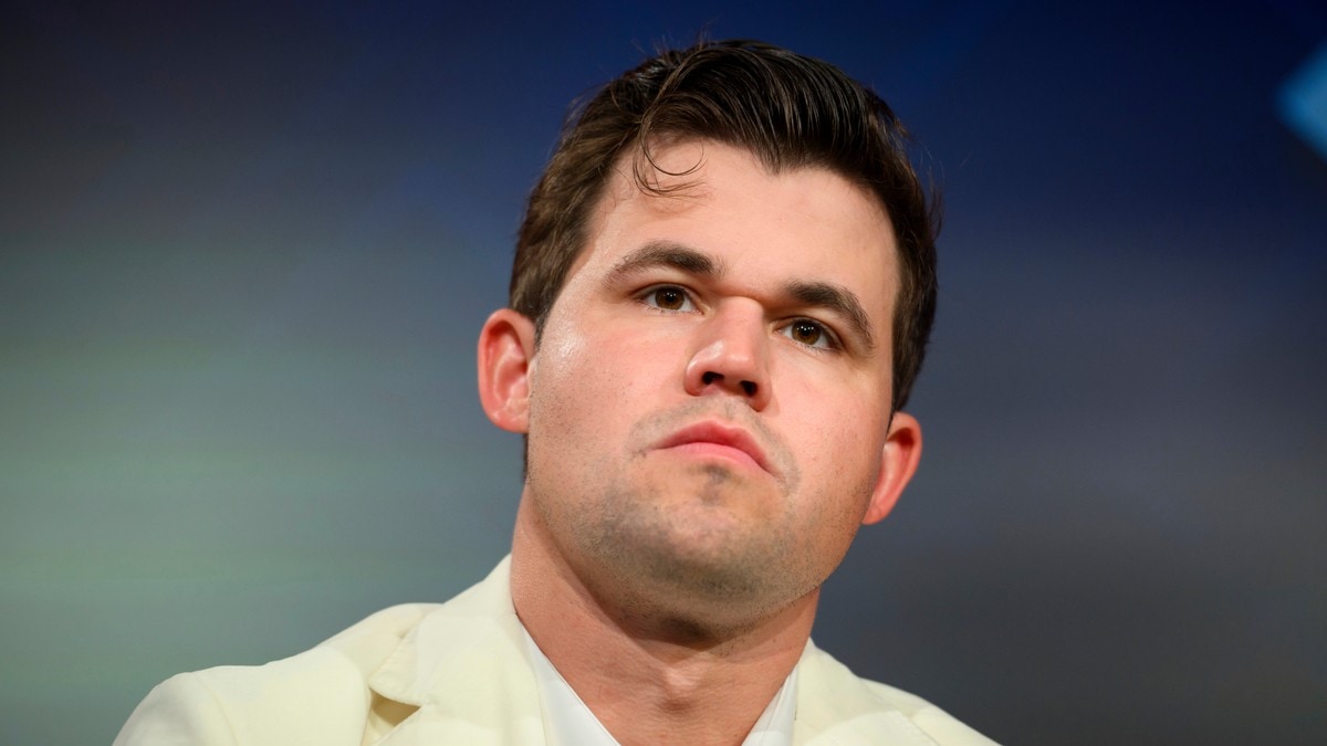 Magnus Carlsen herjet med Hikaru Nakamura i CCT-finalen: – Fullstendig utspilling