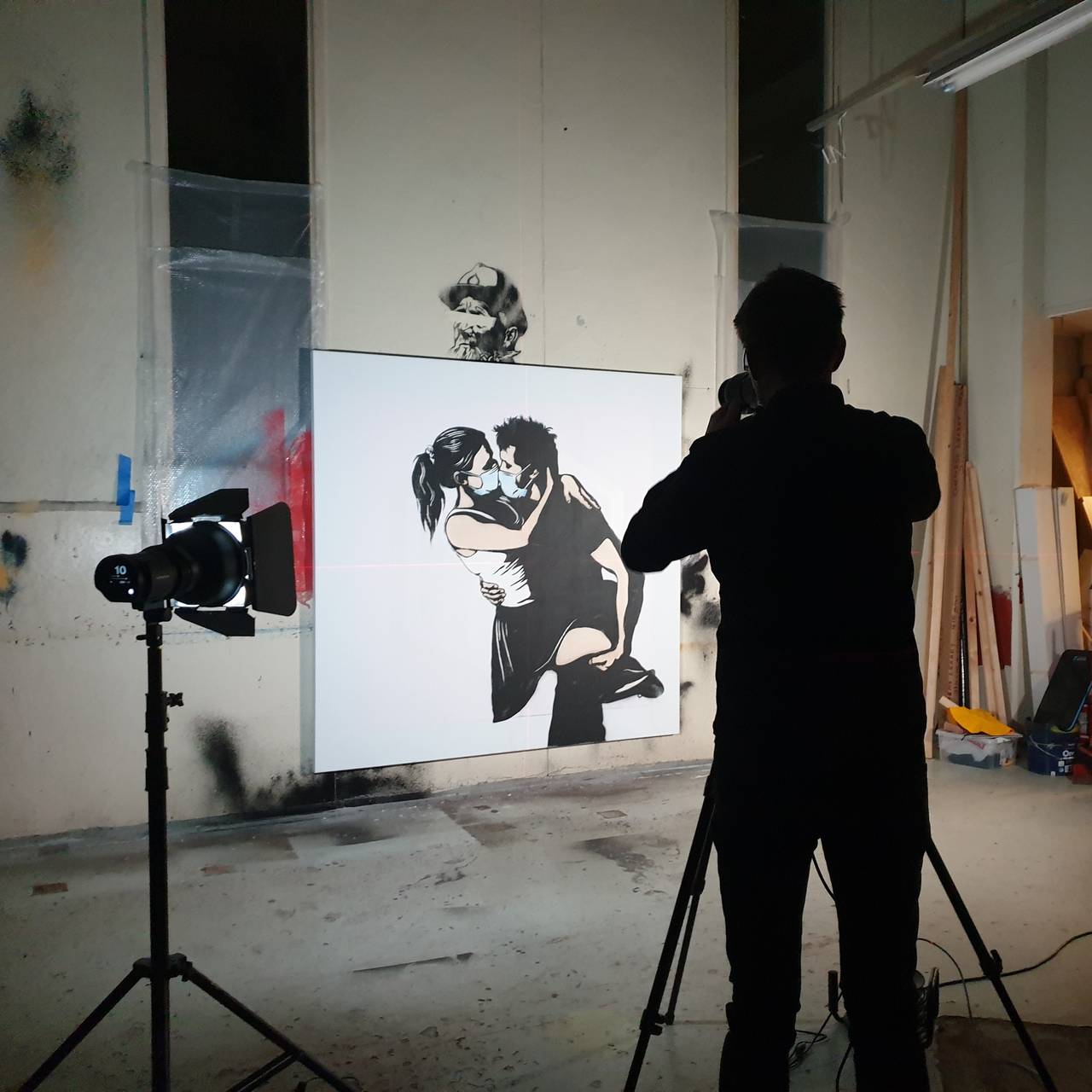 Her blir «The Lovers»-bilde avfotografert