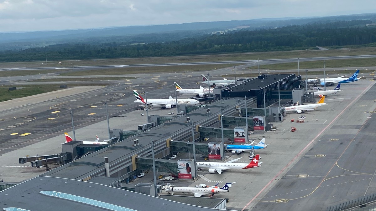 Diverse fly på Oslo Lufthavn Gardermoen FOTO: Astri Husø/NRK