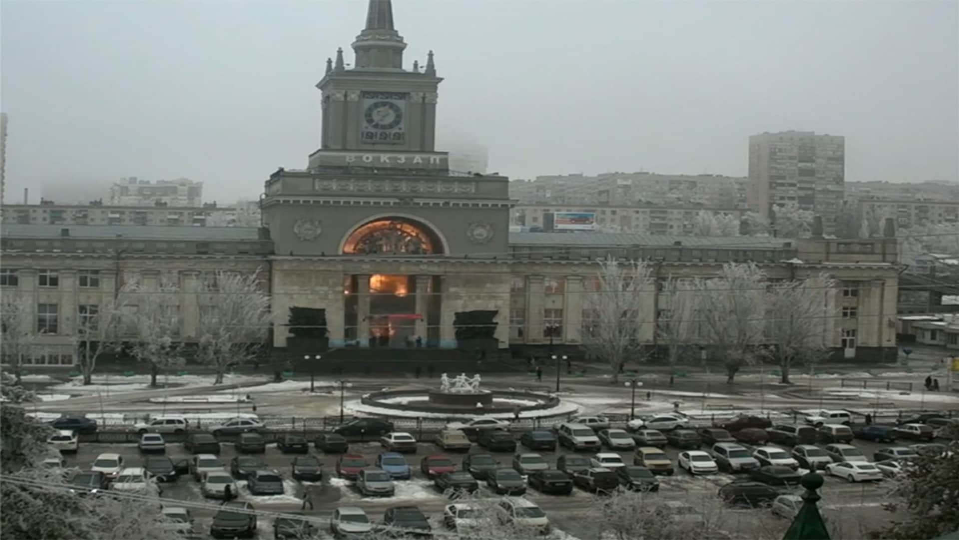 31 декабря 2013. Взрыв вокзала в Волгограде 2013. Взрыв на вокзале Волгоград 29.12.13. Теракт в Волгограде вокзал.