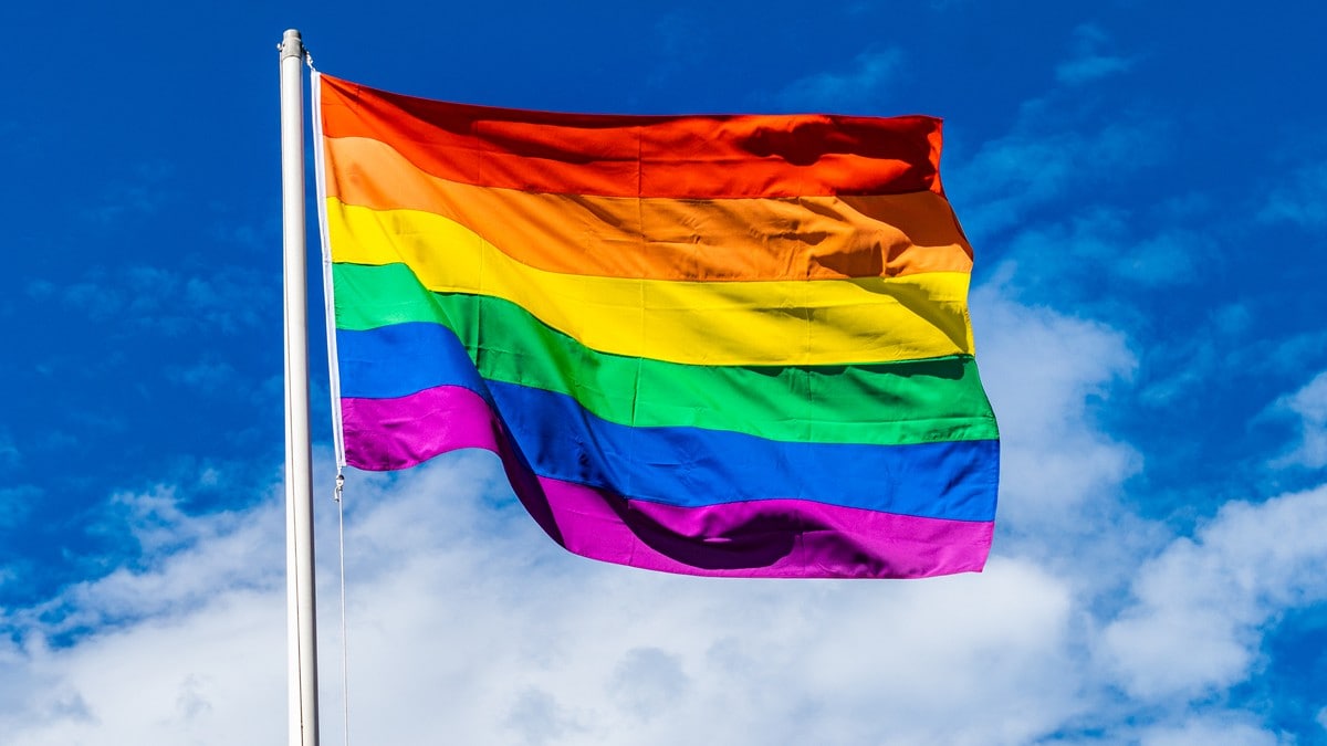 Osloskolene oppfordres til regnbueflagging