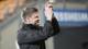 Terje Bendiksby / NTB,NTB Fotballtrener applauderer foran tribunen på et stadion. (Bildebeskrivelsen er laget av en KI-tjeneste)