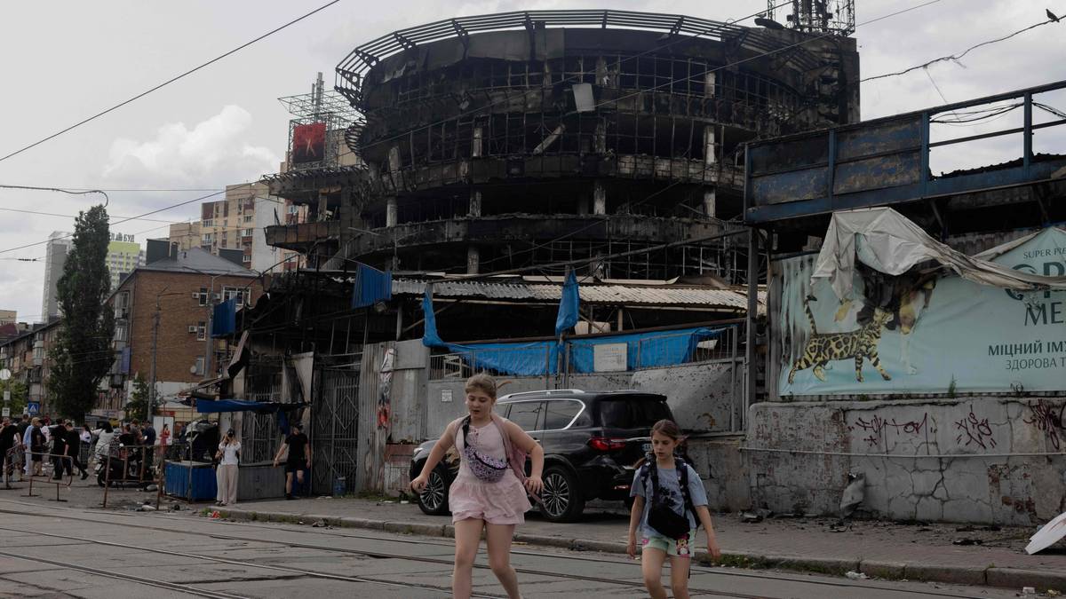 Ambassadørar kalla inn på teppet etter russiske truslar mot utlendingar i Kyiv