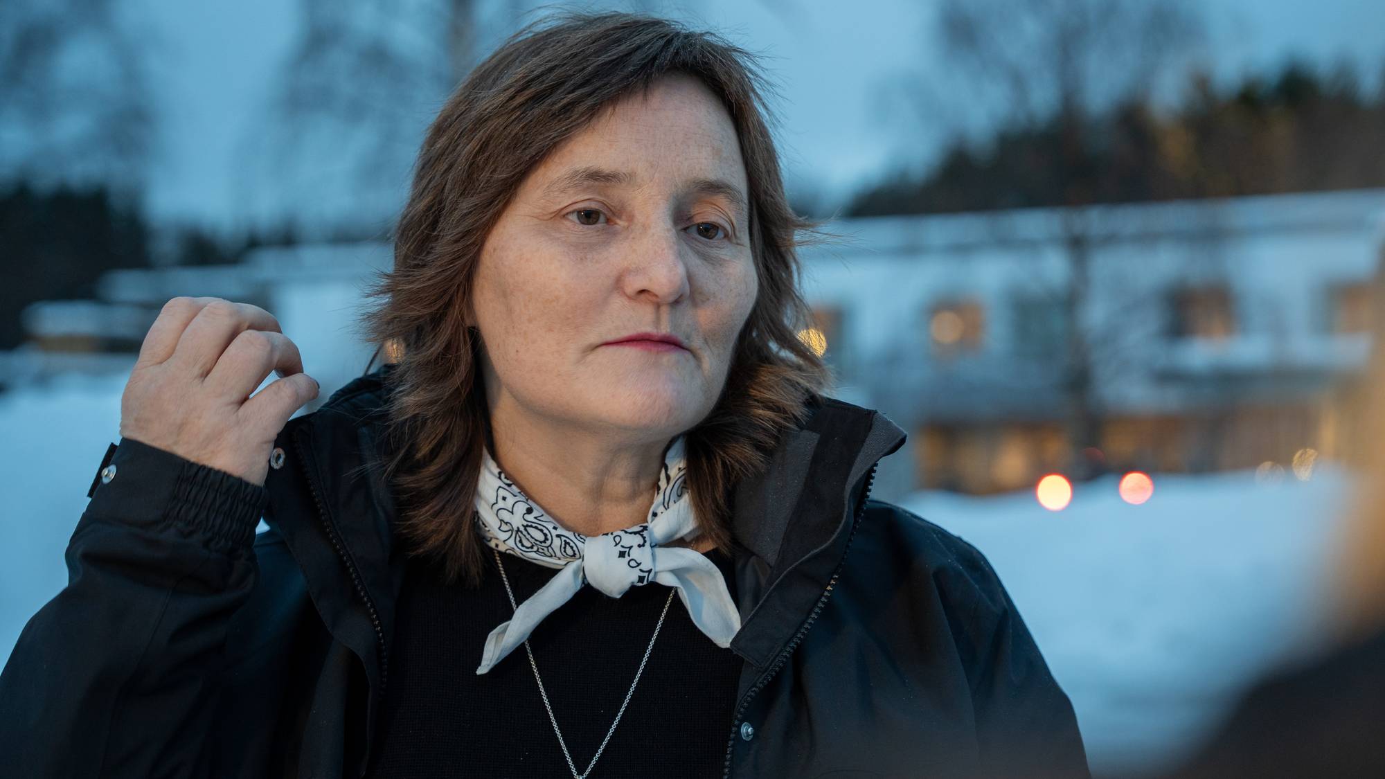 Toril Bakken Kåven i prat med reporter Ingvild Vik