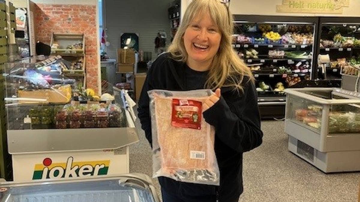 Butikksjef på øy med 450 innbyggere bestilte tre ganger så mye ribbe enn vanlig: – Hjelp