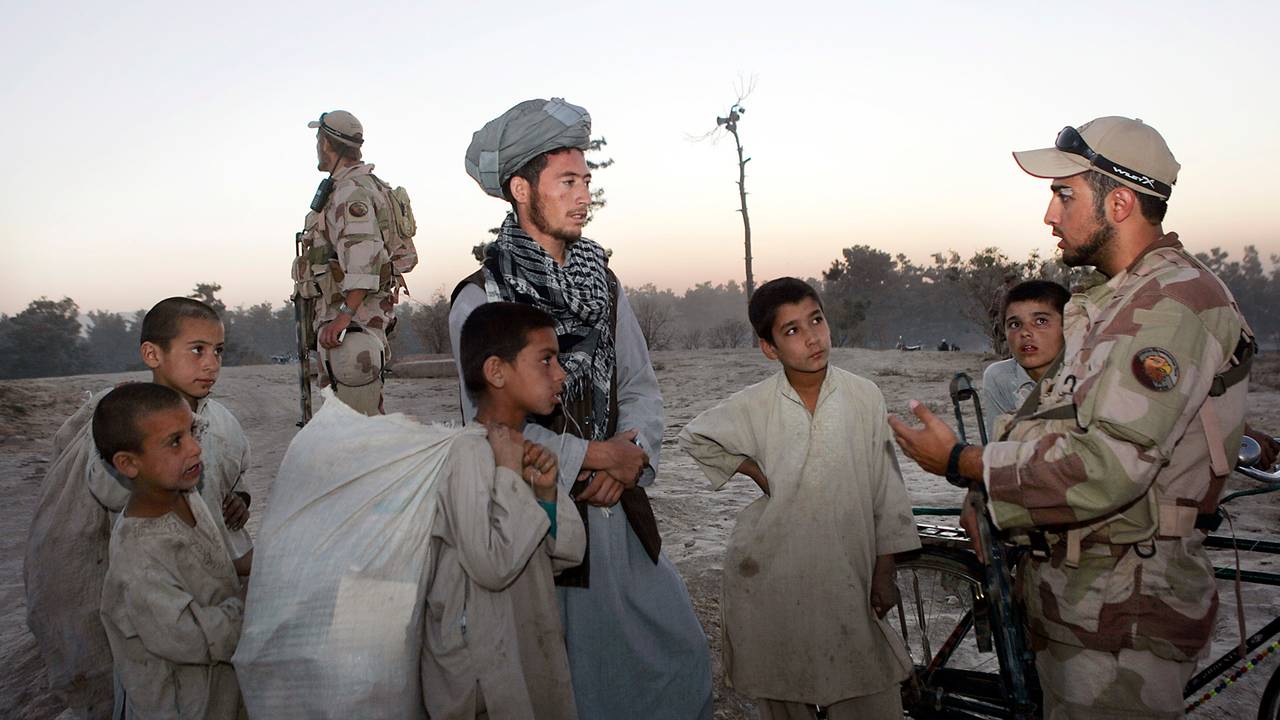 Utenlandske styrker tok i for stor grad over krigen fra afghanerne selv, mener dagens forsvarssjef.