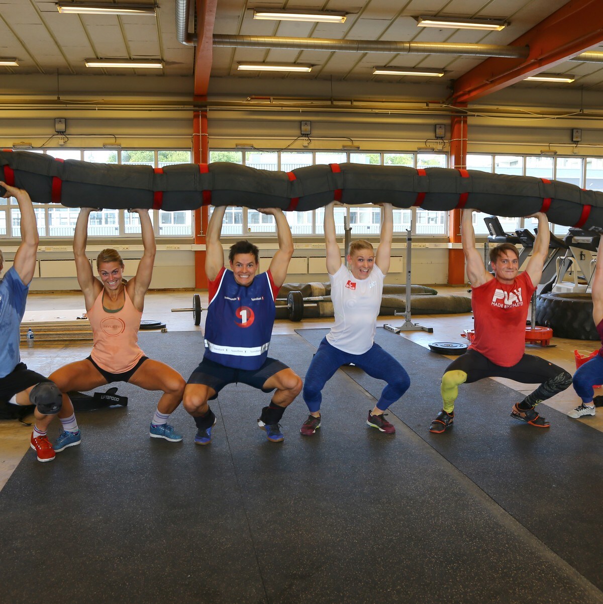 Denne ormen skal gjøre dem klare til VM i crossfit – NRK Maxpuls Spartans forbereder seg til VM i crossfit – NRK