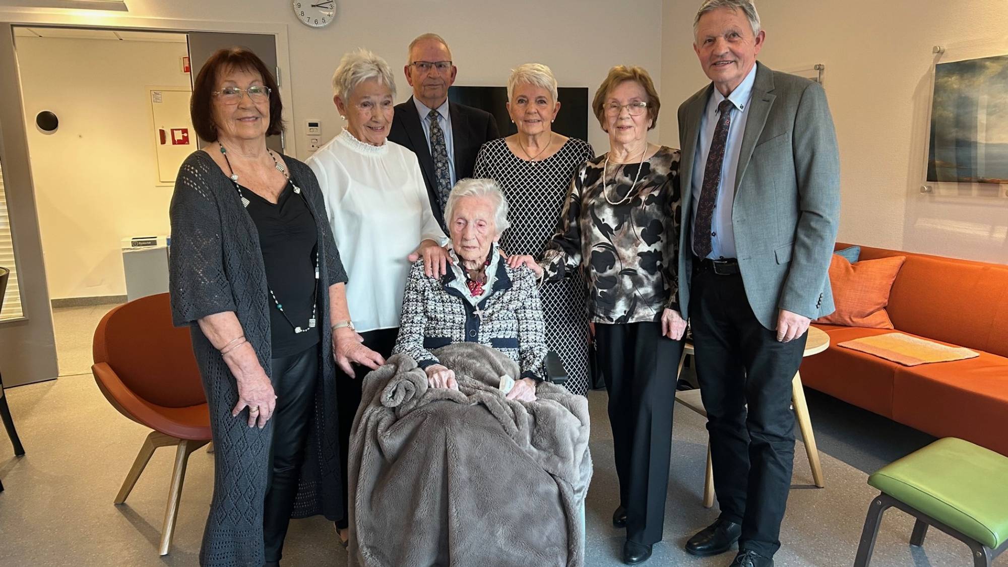 Lina Anundsen og familien feiret Linas 111 års dag