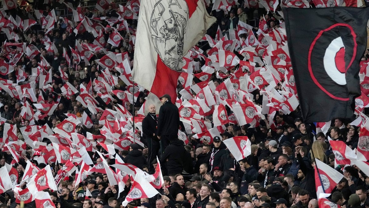 Rasende Ajax-fans ramponerte bygninger og slåss med politiet: – Situasjonen er ustabil