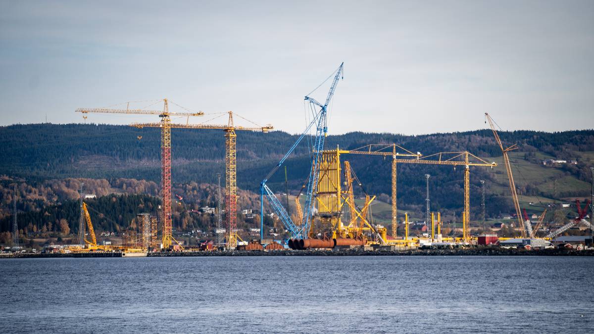 Aker Solutions nedbemanner med 500 årsverk