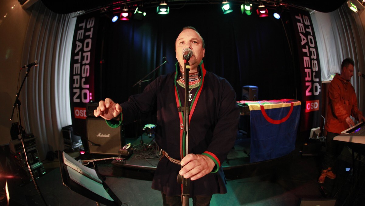 Joik med LarsJonas Johansson NRK Sápmi samiske nyheter, kultur og