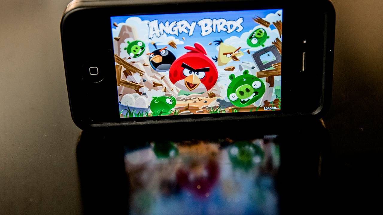 Bruker populære apper som Angry Birds til å overvåke