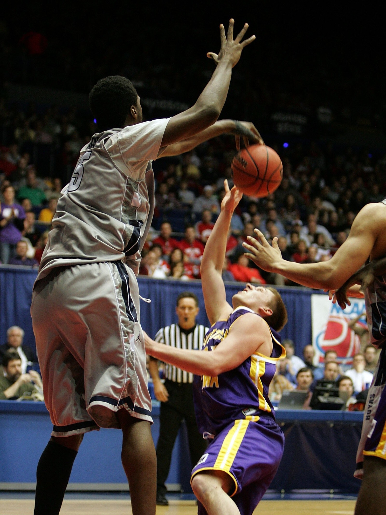 Roy (27) er LeBrons kryptonitt – NRK Sport – Sportsnyheter, resultater