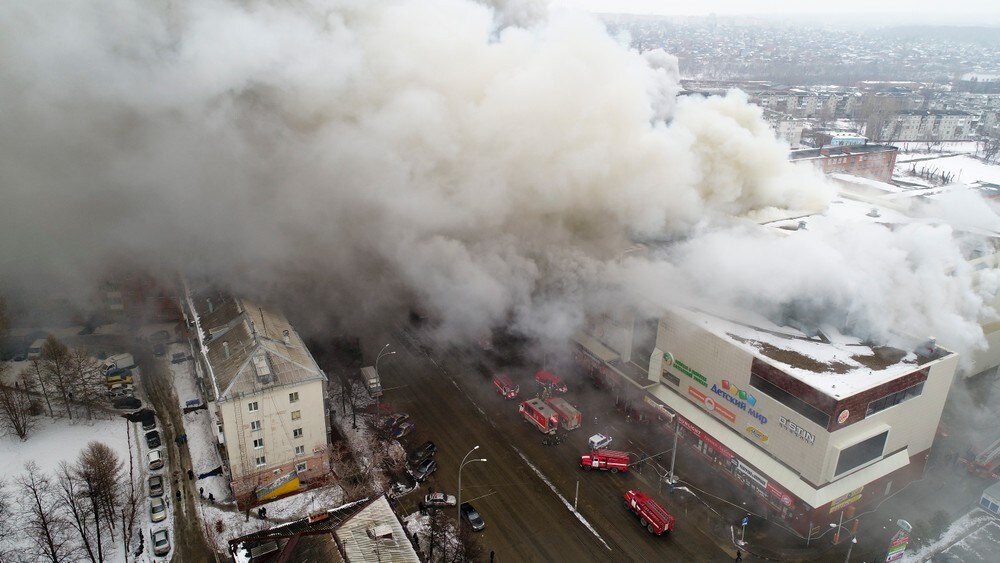Minst 37 mennesker døde etter brann i kjøpesenter i Sibir