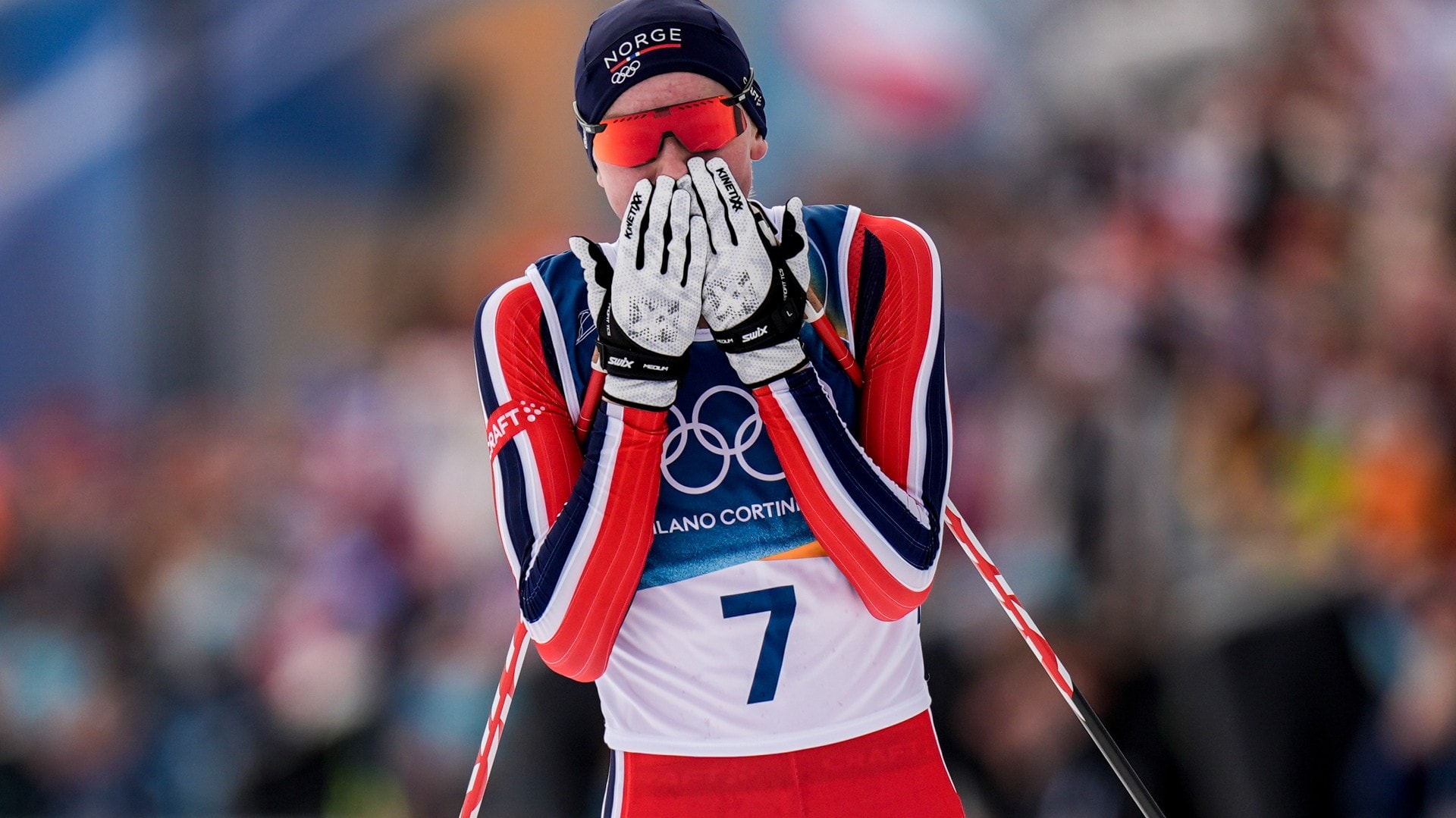 Oftebro tok gull i kaosrenn: – Nesten uverdige forhold for et OL