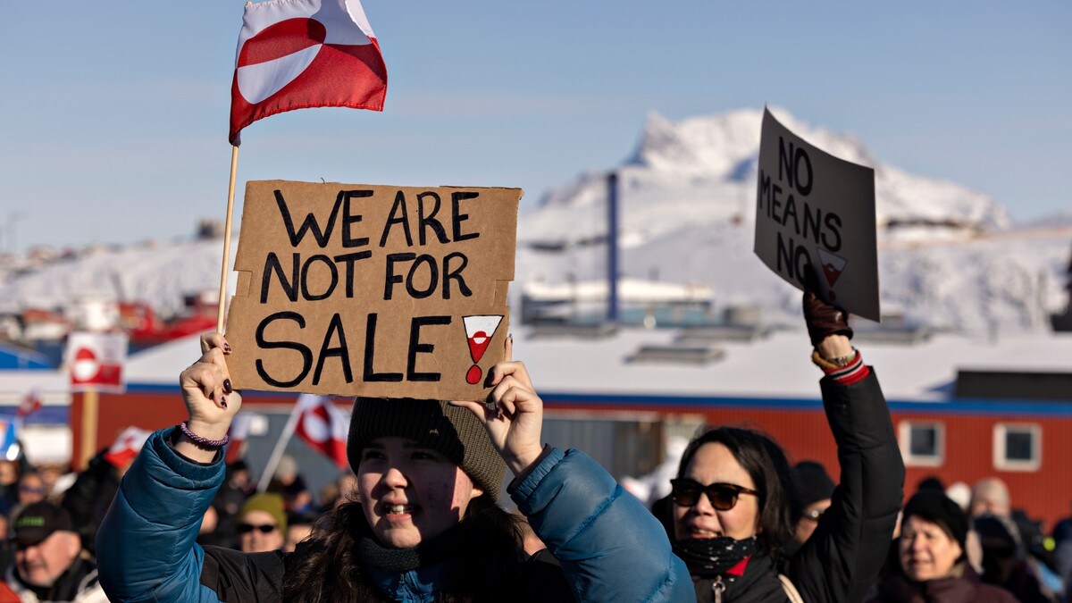 Store demonstrasjonar mot Trump på Grønland