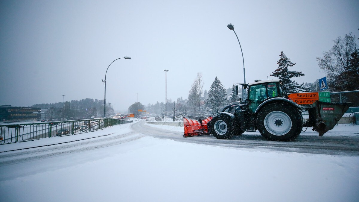 Varsler snø på innfartsveiene på Østlandet tirsdag