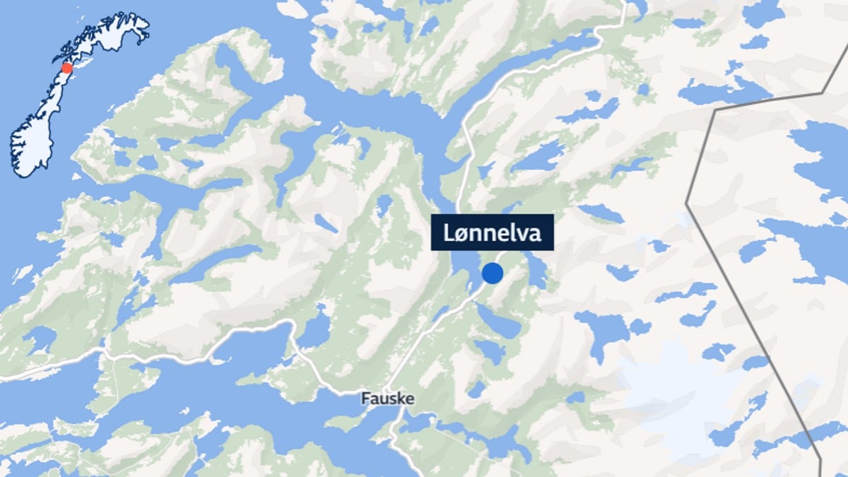 E6 stengt etter trafikkulykke